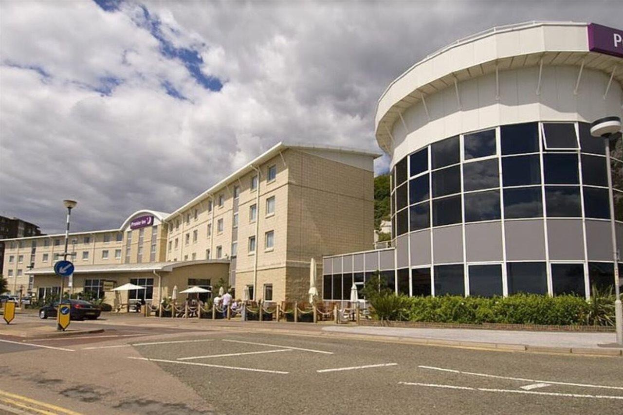 Premier Inn Dover Central - Eastern Ferry Terminal Екстериор снимка