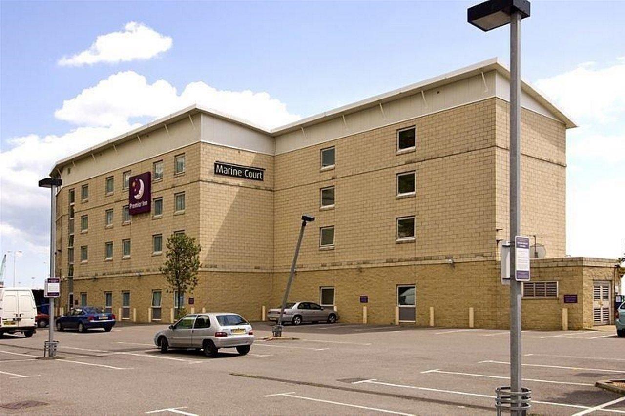 Premier Inn Dover Central - Eastern Ferry Terminal Екстериор снимка